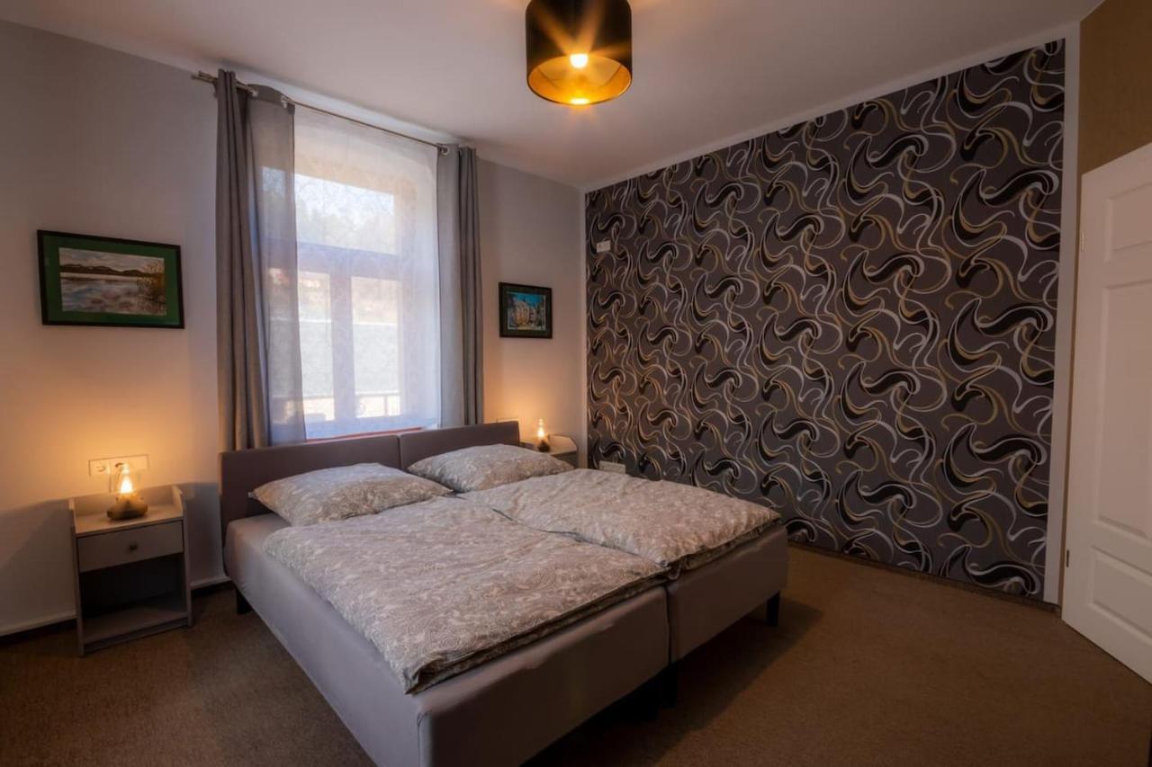 Villa Waldlust - 5 Sterne - 2 Schlafzimmer Kurort Oybin Buitenkant foto